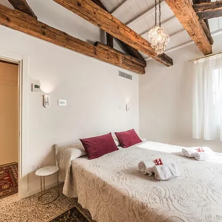 Apartment Ca Brunilda-Luxury Penthouse With Terrace Venecia Exterior foto